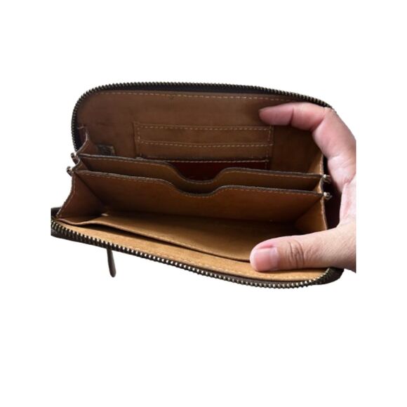 Patricia Nash Zip Around Antique Rose Wallet - Picture 6 of 6